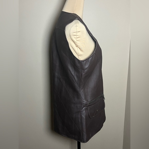Northwest Territory Faux Leather Vest, size Medium - Picture 3 of 7